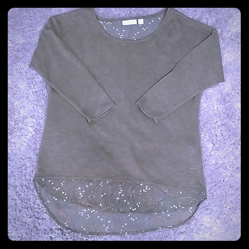 Small green 3/4 length sleeve NY&Co. Sweater